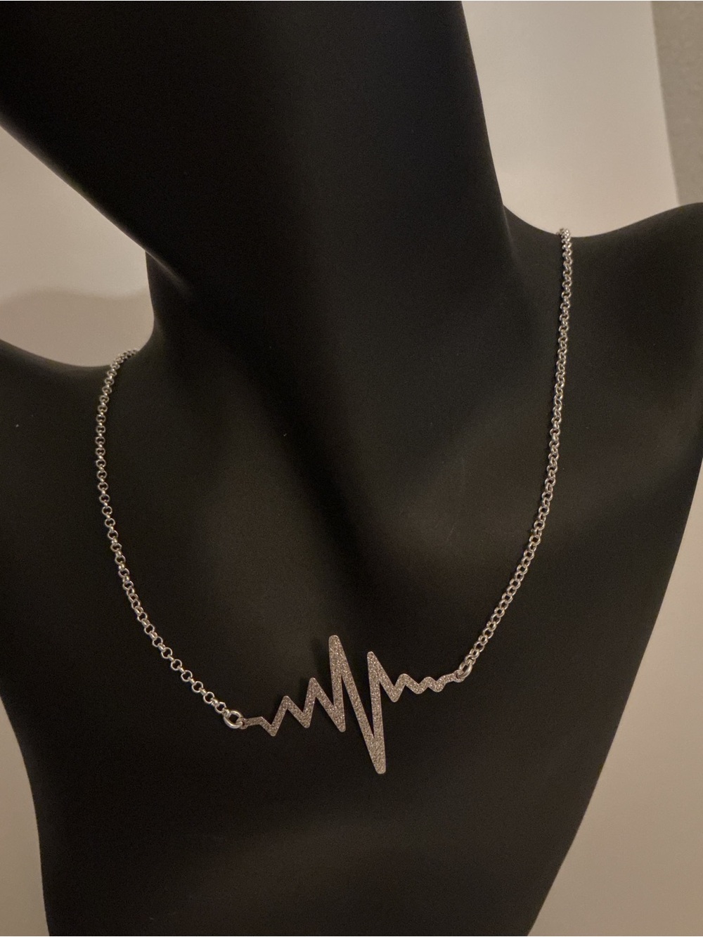 NWOT Peruvian 925 Silver Heartbeat EKG Lifeline Necklace